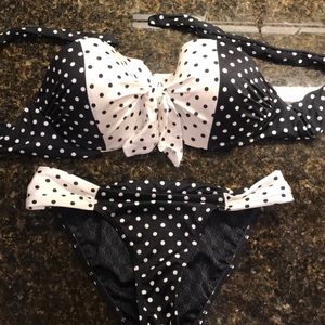 Victoria’s Secret polka dot bikini